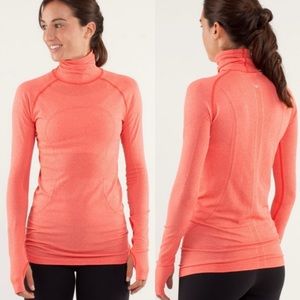 Lululemon Run: Swiftly Turtleneck